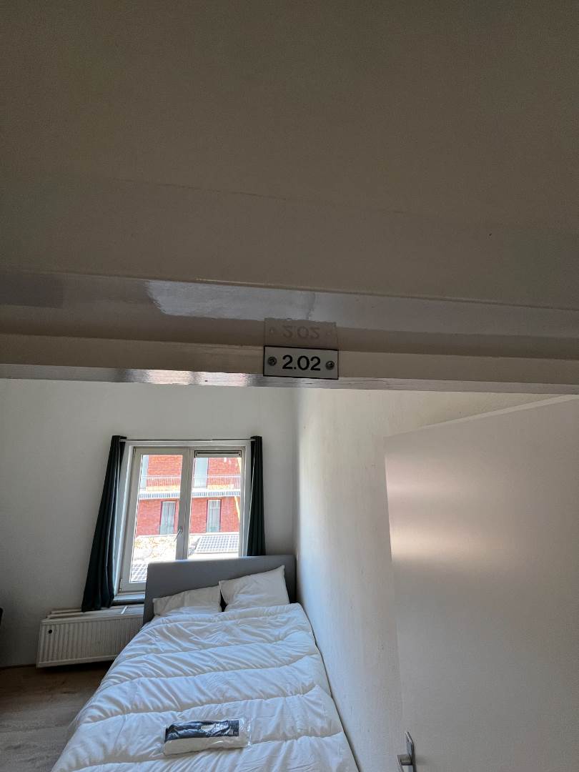 952517