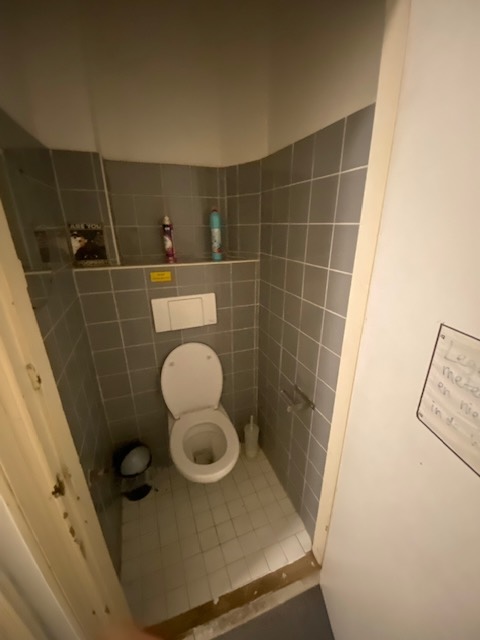 1080538