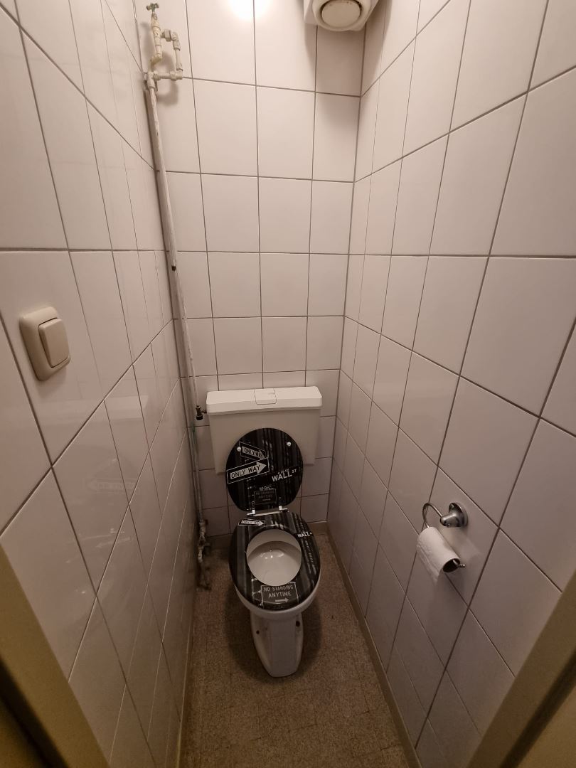853578
