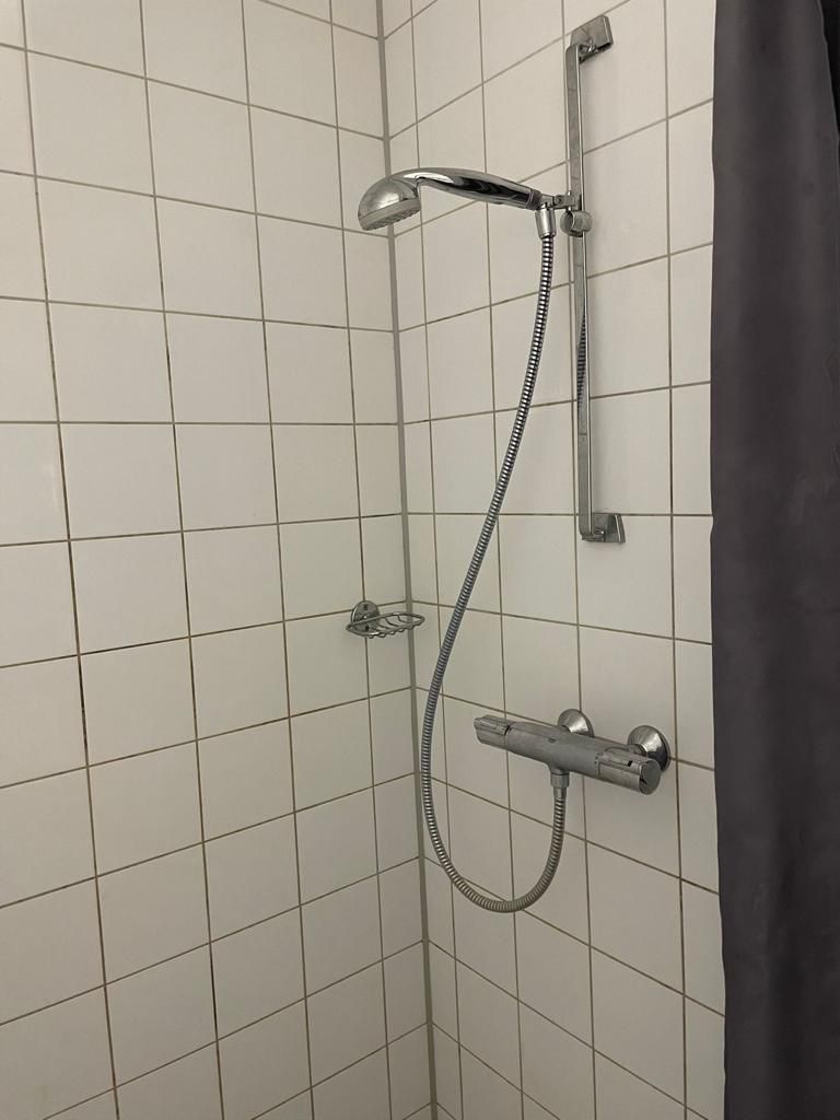 847678